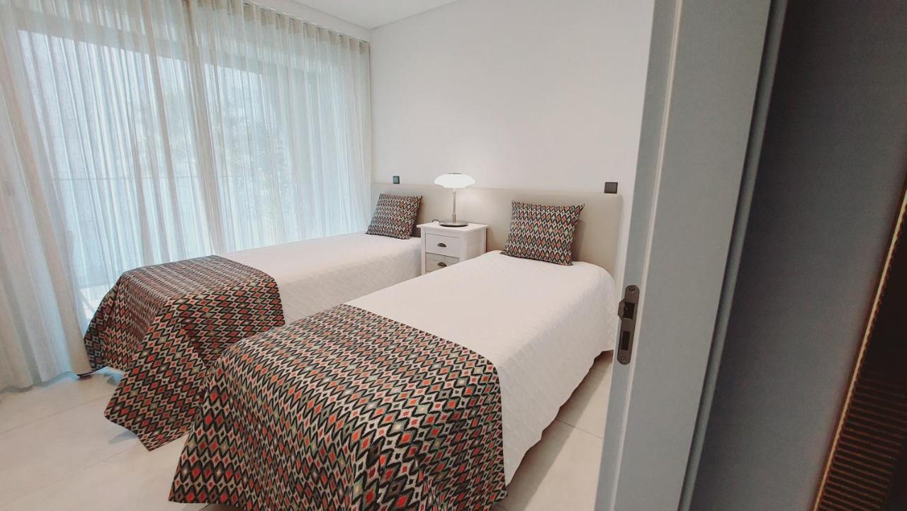 Apartamento Meerblick Quarteira Esterno foto
